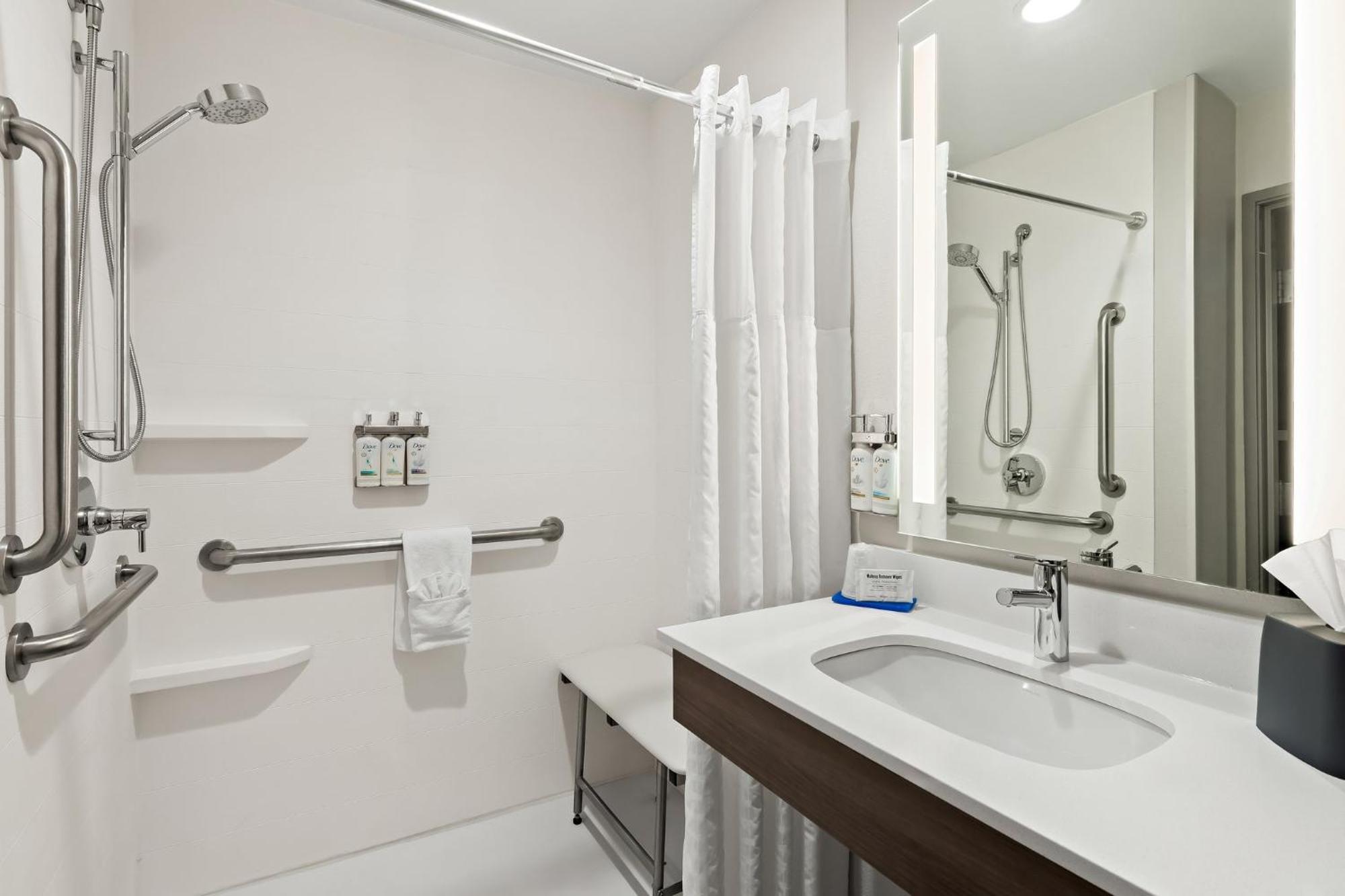 Holiday Inn Express & Suites Perry By Ihg Bagian luar foto